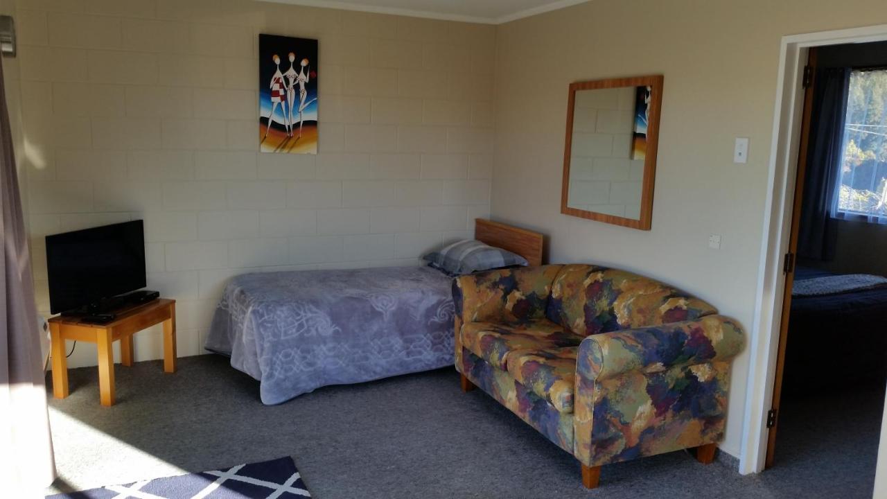 Moeraki Boulders Motel Hampden Kültér fotó