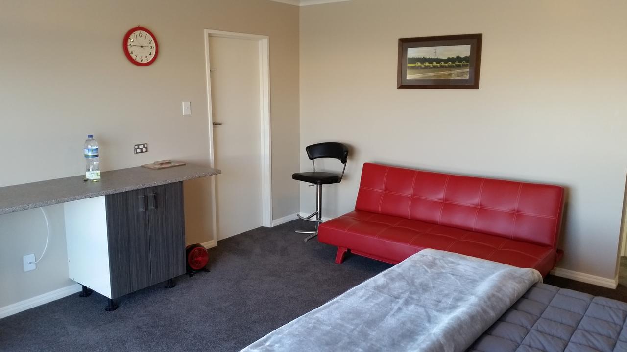 Moeraki Boulders Motel Hampden Kültér fotó