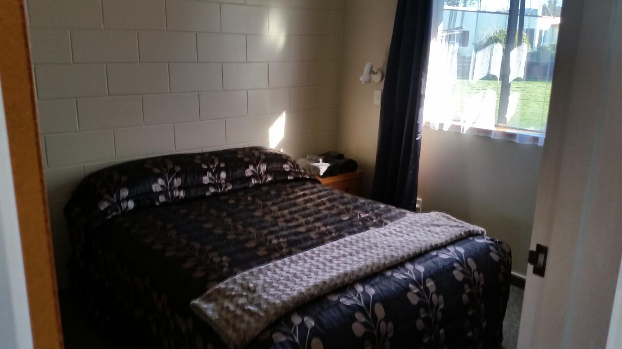 Moeraki Boulders Motel Hampden Kültér fotó